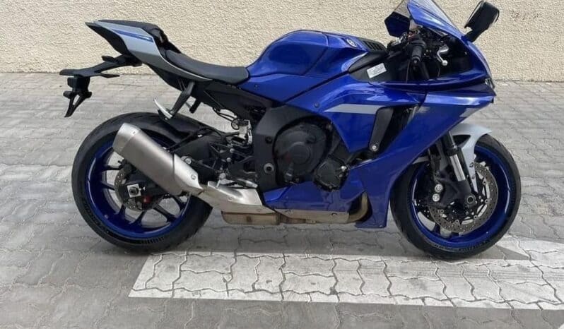 
								YAMAHA Yzf-R1 2020 full									