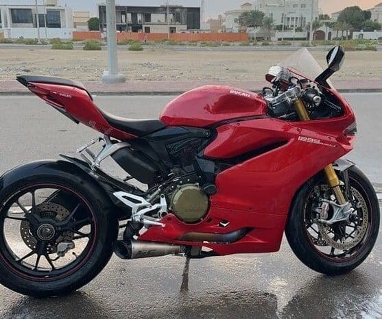 
								DUCATI 1299 Panigale S 2015 full									