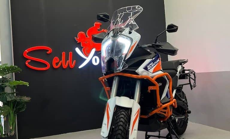 
								KTM 1290 Super Adventure R 2022 full									