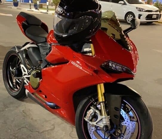 
								DUCATI 1299 Panigale S 2015 full									