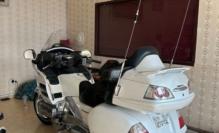 
								HONDA Goldwing (Gl1800) 2008 full									