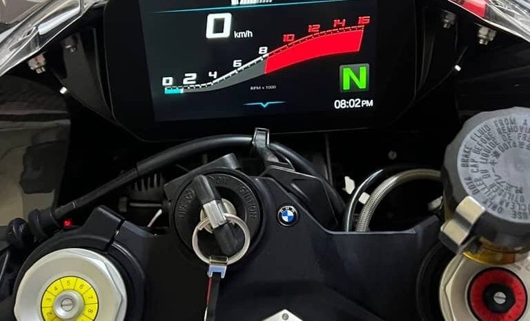 
								BMW M 1000 Rr 2021 full									