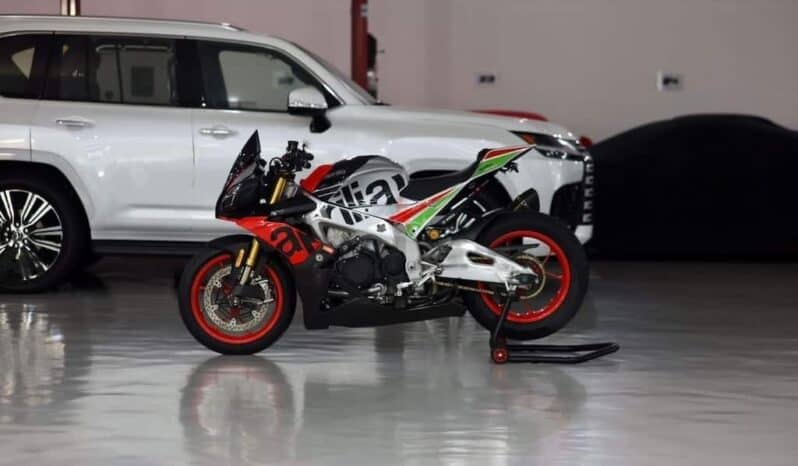 
								APRILIA Tuono V4 1100 Factory 2020 full									