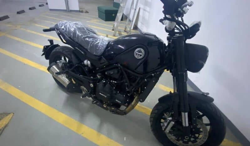 
								BENELLI Leoncino 2018 full									