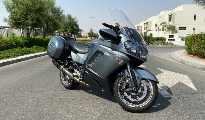 
								KAWASAKI 1400Gtr 2008 full									