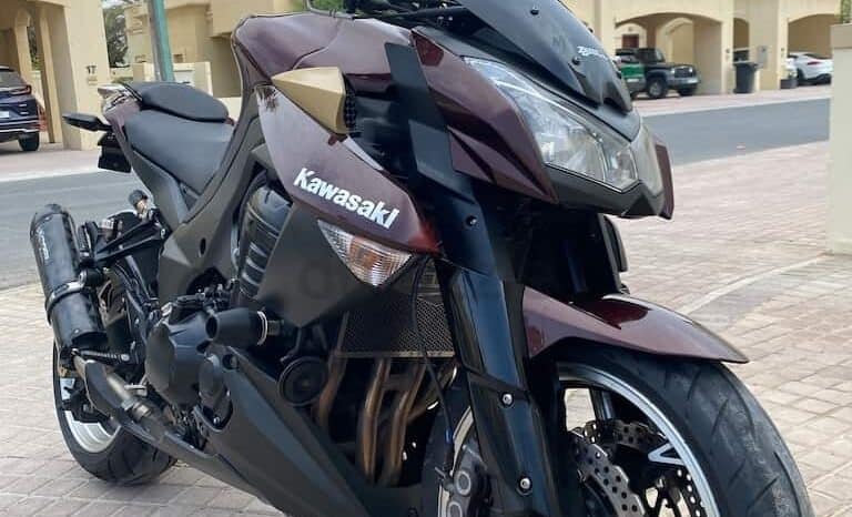 
								KAWASAKI Z1000 (Zr1000) 2013 full									