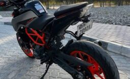 
										KTM 390 Duke 2022 full									