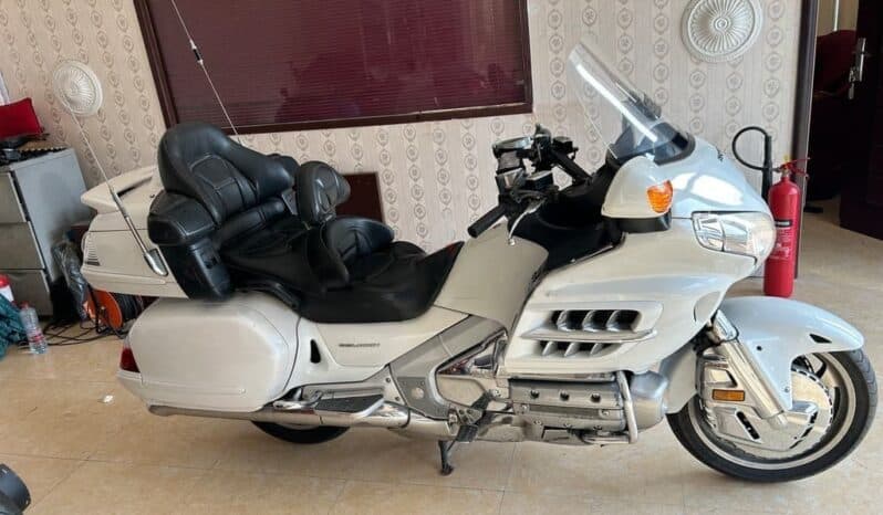 
								HONDA Goldwing (Gl1800) 2008 full									