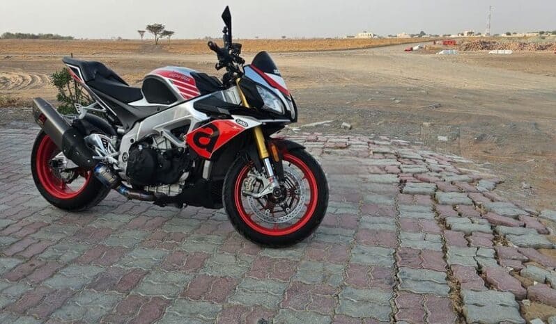 
								APRILIA Rsv4 1100 Factory 2019 full									