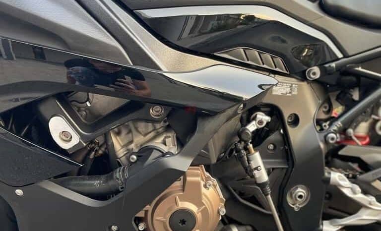 
								BMW S 1000 Rr 2022 full									