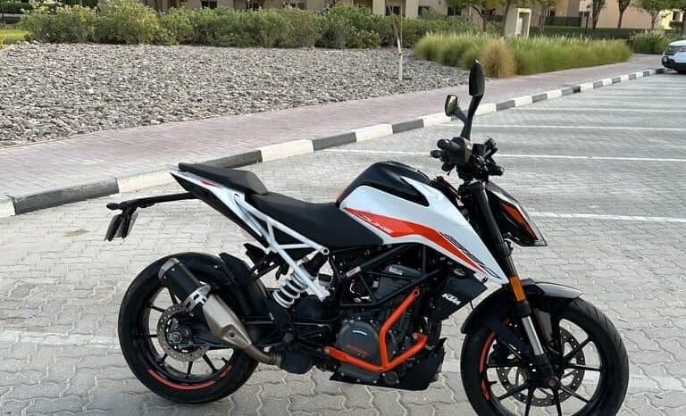 
								KTM 390 Duke 2021 full									