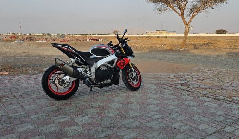 
								APRILIA Rsv4 1100 Factory 2019 full									