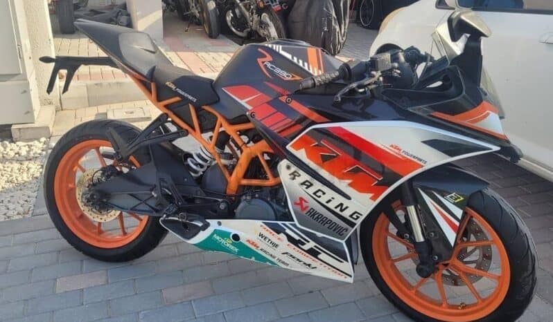 
								KTM Rc 390 2014 full									