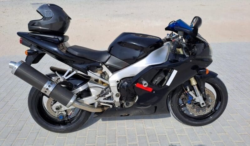 
								YAMAHA Yzf-R1 1999 full									