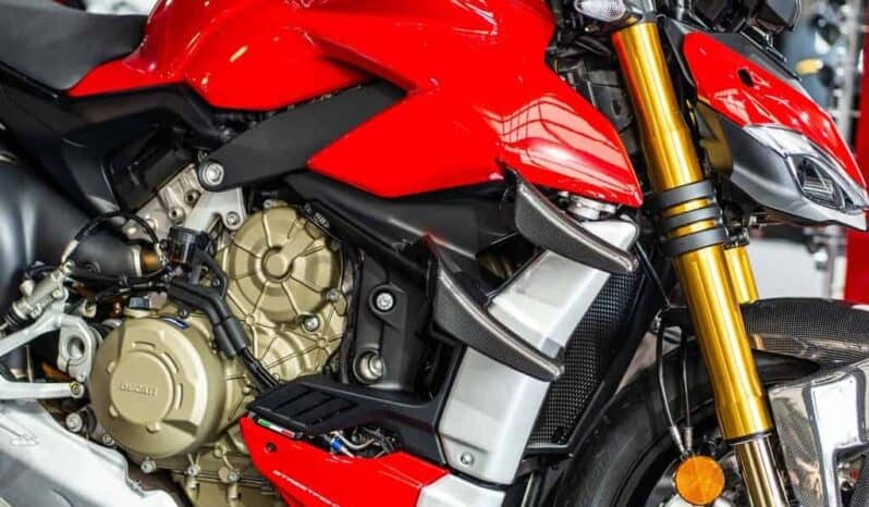 
								DUCATI Streetfighter V4 S 2021 full									