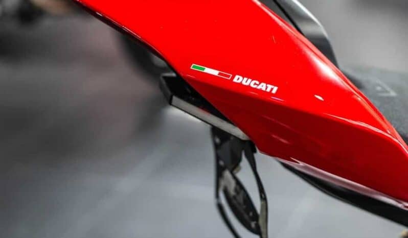 
								DUCATI Streetfighter V4 S 2021 full									