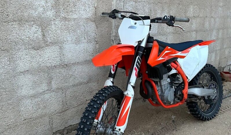 
								KTM 450 Sx-F 2018 full									