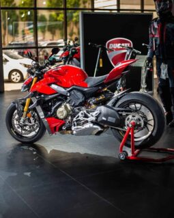 DUCATI Streetfighter V4 S 2021