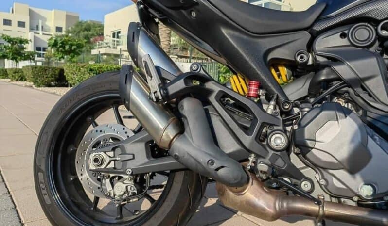 
								DUCATI Monster 937 2021 full									