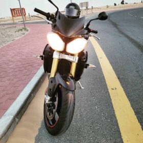 TRIUMPH Street Triple R 2012