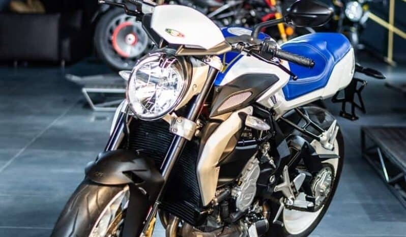 
								MV AGUSTA Brutale 800 2015 full									