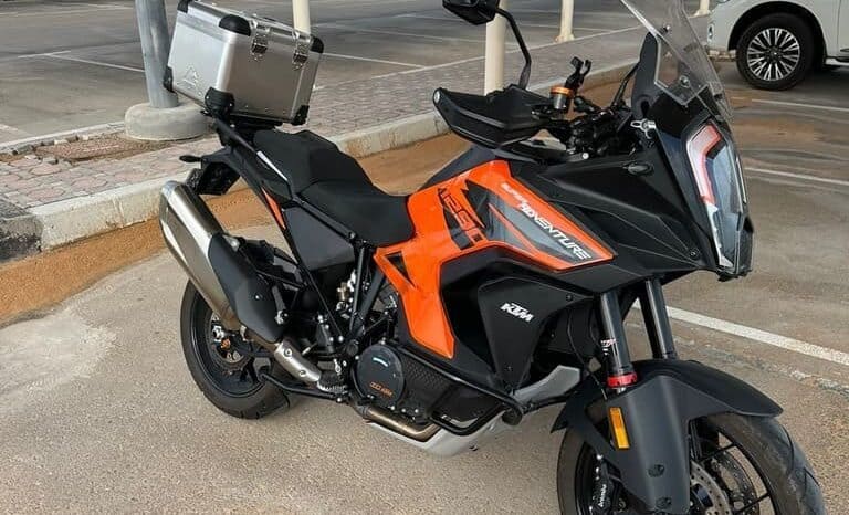 
								KTM 1290 Super Adventure S 2022 full									