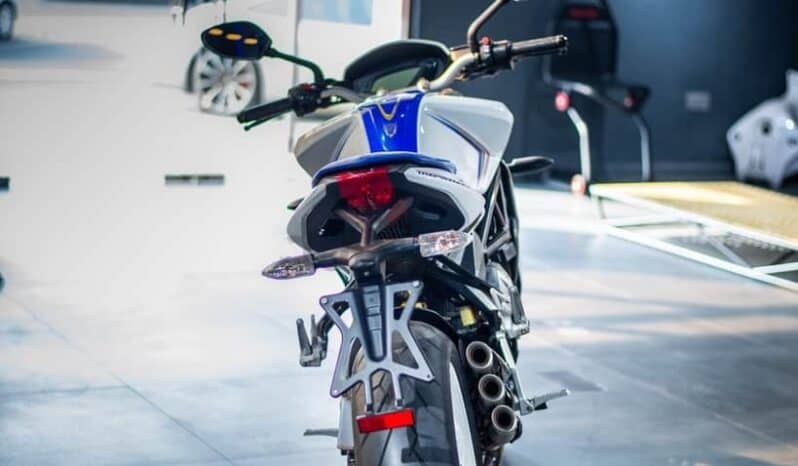 
								MV AGUSTA Brutale 800 2015 full									