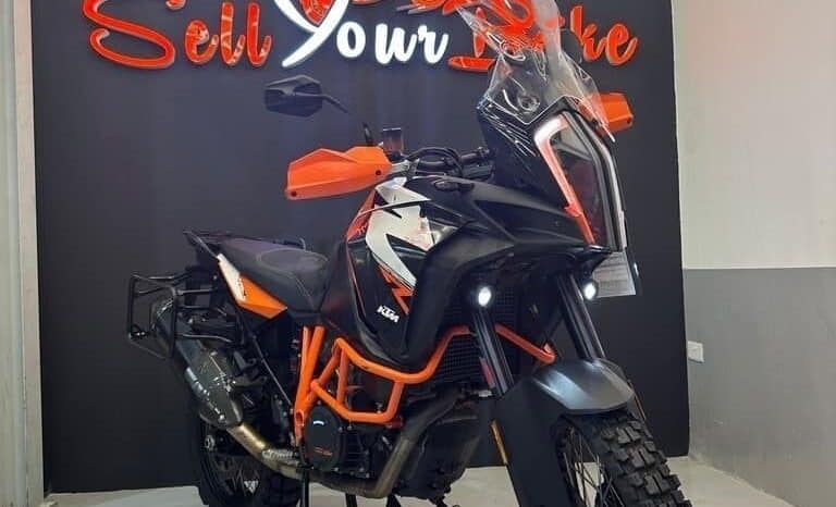 
								KTM 1290 Super Adventure R 2019 full									