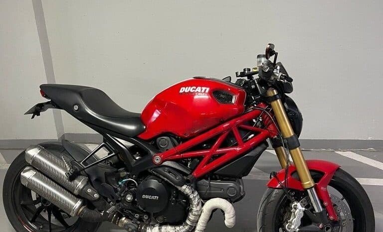 
								DUCATI Monster 1100 2012 full									