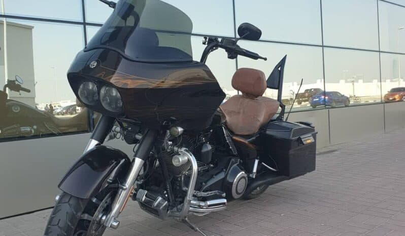 
								HARLEY-DAVIDSON Cvo Road Glide Custom (Fltrxse) 2012 full									