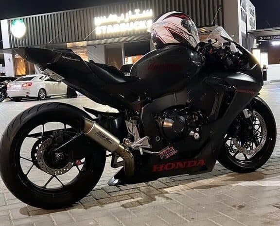 
								HONDA Cbr1000Rr Fireblade 2017 full									