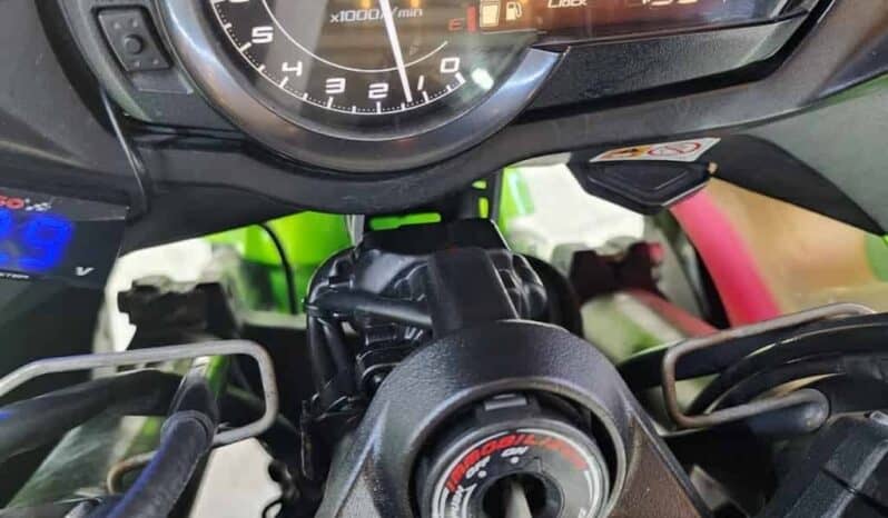 
								KAWASAKI Ninja 1000Sx 2012 full									