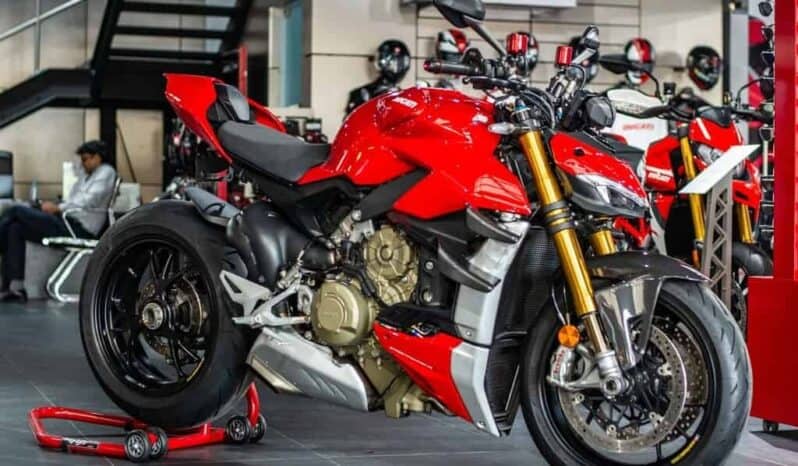 
								DUCATI Streetfighter V4 S 2021 full									